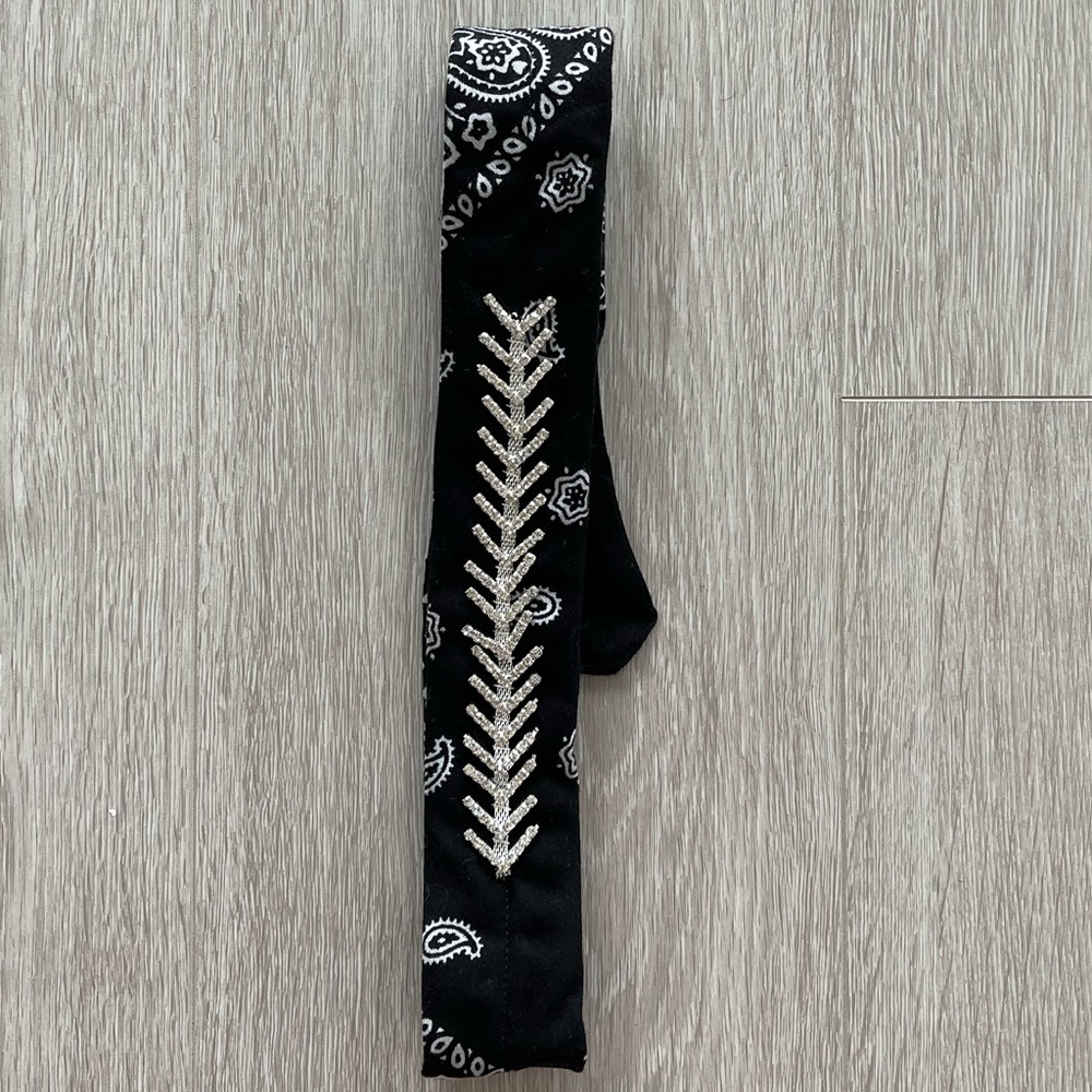 Fallon Choker - Picture 4 of 6